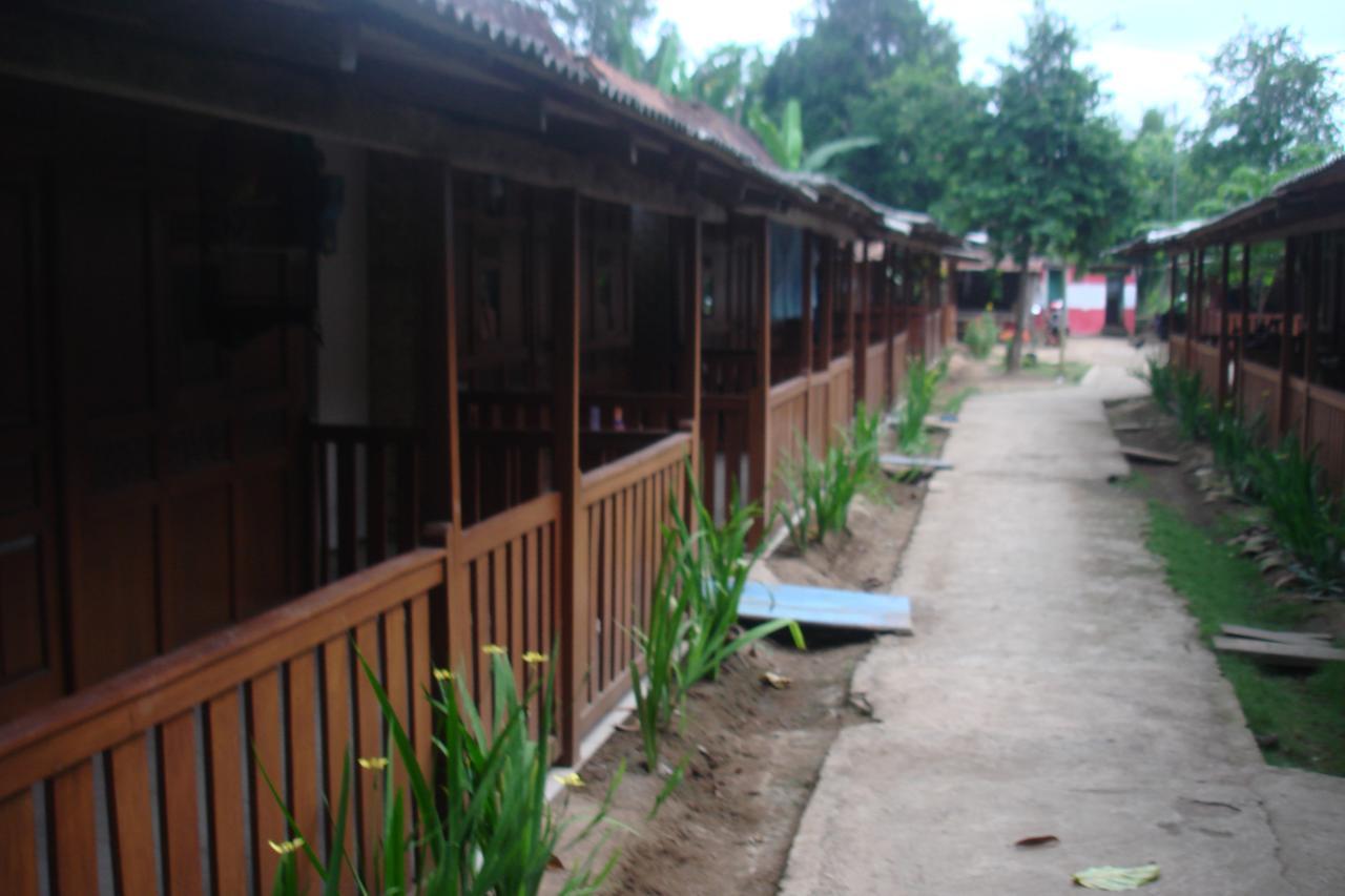 Thalia Homestay & Ijen Bromo Tour Banyuwangi  Exterior foto